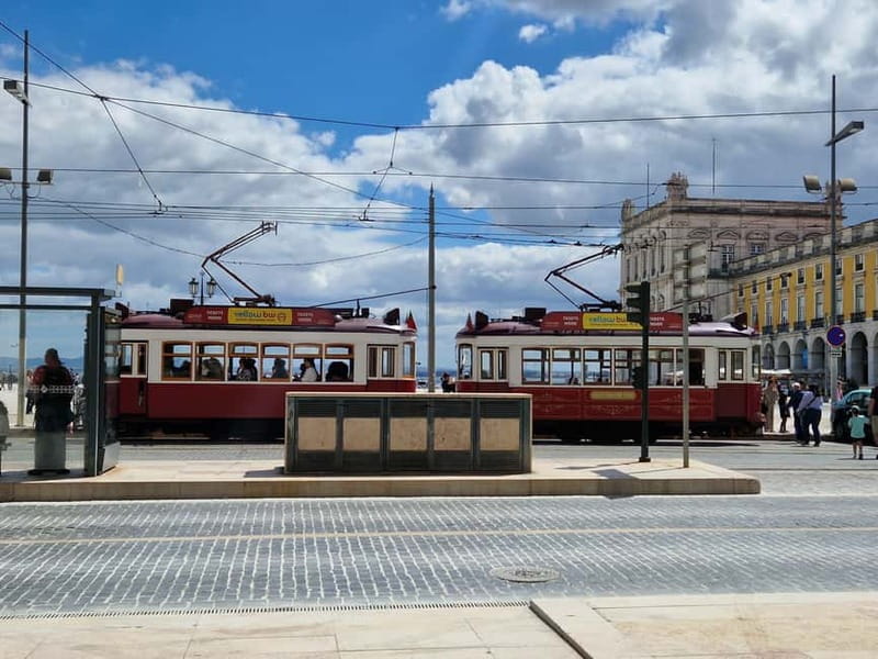 Lisbon: Private Food Tour with Tastings - Accessibility, Dietary Restrictions, and Practical Tips