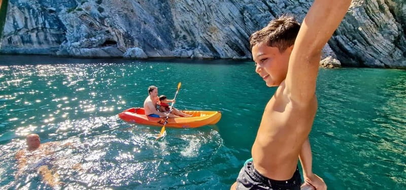 Lisbon: Private Full Day Arrábida & Sesimbra with Boat Tour - Discover the Authentic Charm of Sesimbra Village