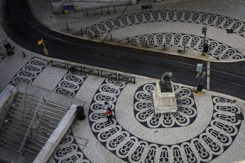 Lisbon Private Full Day Tour - History, Local Life & Food - Climbing Lisbon’s Hills to Miradouros and the Caracol da Graça