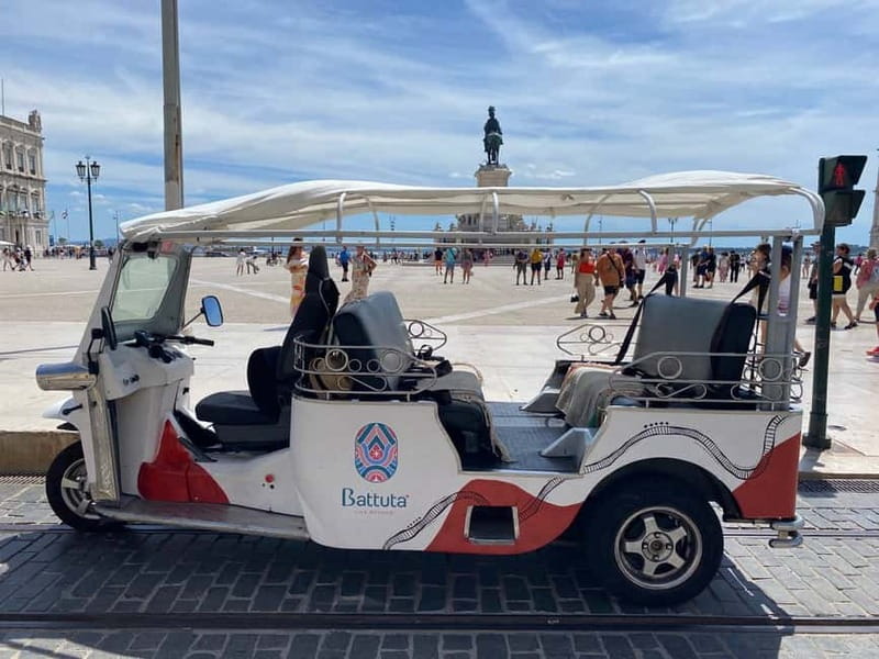 Lisbon: Private Guided Tour by Electric Tuk Tuk - Exploring the Historic Neighborhood of Graça