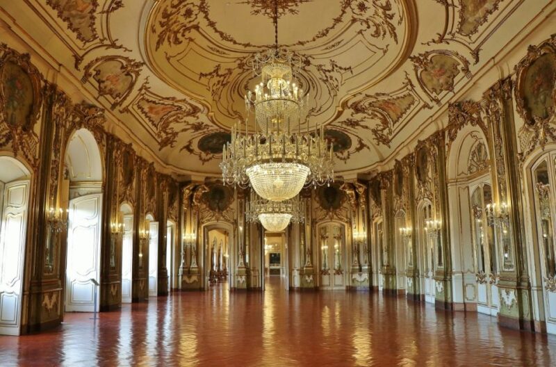 Lisbon: Private Historical Tour to Queluz and Ajuda Palaces - Expert Guides and Praised Service