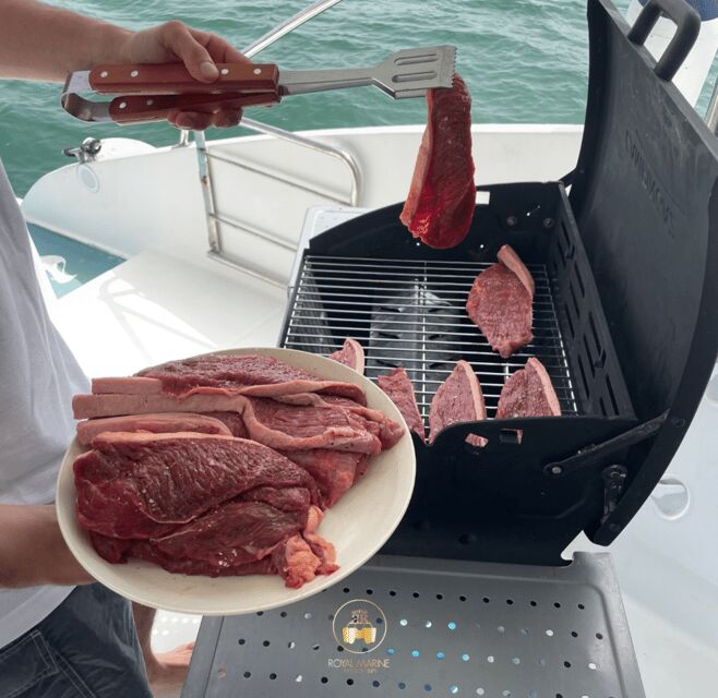 Lisbon: Private Luxury Catamaran Tour with Welcome Drink - Sightseeing Highlights Along the Tagus River