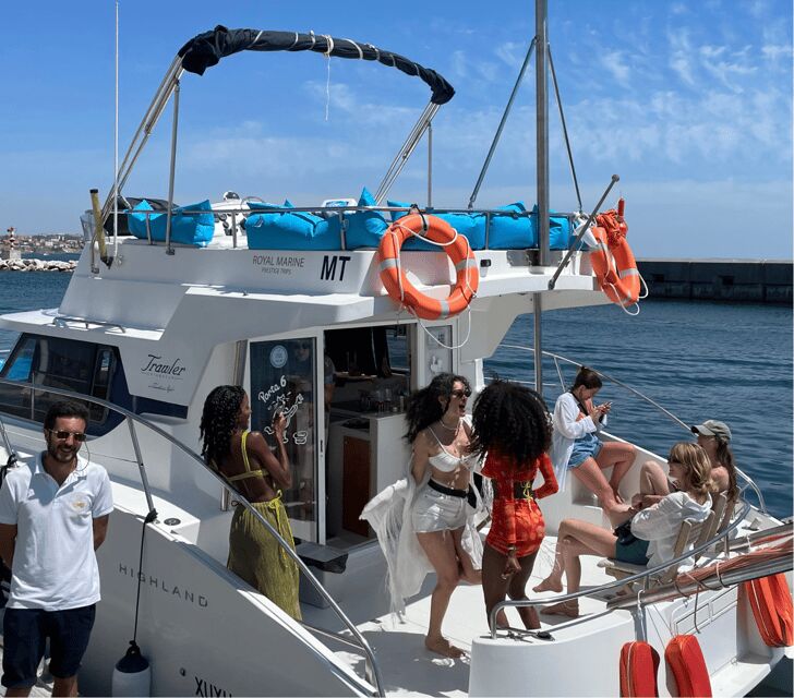 Lisbon: Private Luxury Catamaran Tour with Welcome Drink - The Skippers and Crew: Professional and Friendly