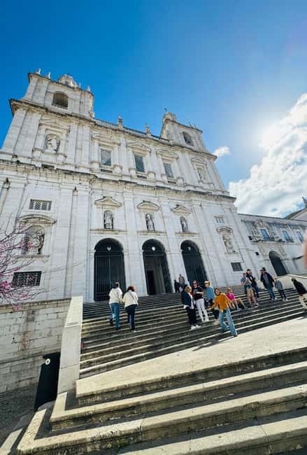 Lisbon: Private Old Town Tour by Eco TukTuk - Highlights of the Monastery of São Vicente de Fora and the National Pantheon
