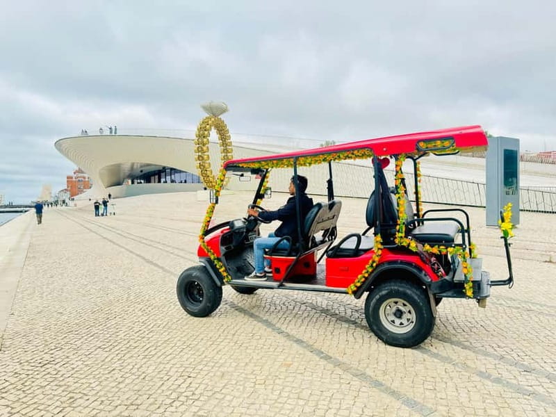 Lisbon: Private Old Town Tuk-Tuk Tour - Key Points