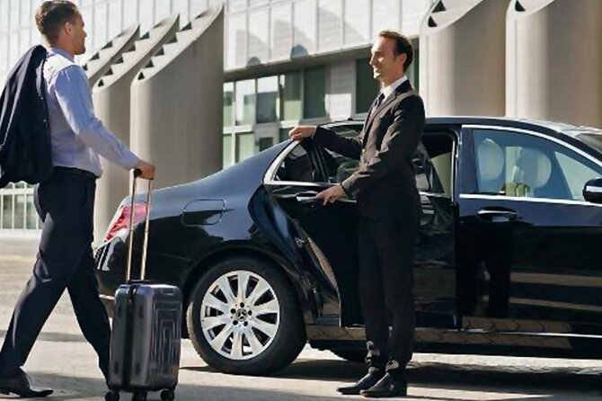 Lisbon Private ONE WAY transfer (IN or OUT) - Effortless Private Transfer in Lisbon: Arrive or Depart with Comfort