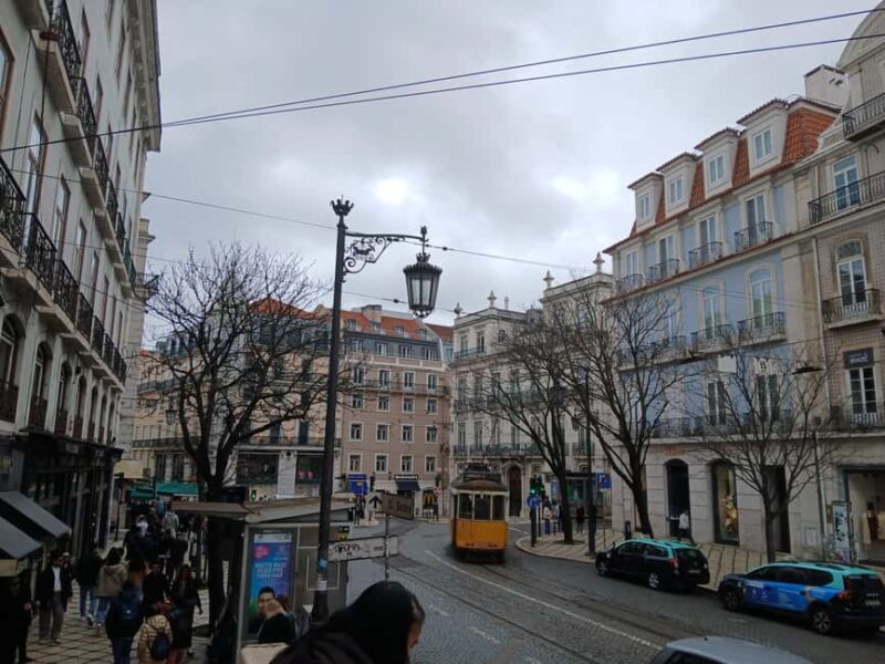 Lisbon: Private Rainy Day Sightseeing Tour by Car - Parque das Nações and Modern Lisbon