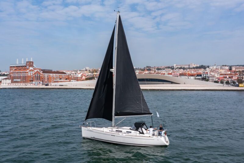 Lisbon: Private Sailboat Tour on the Tagus at Sunset - Key Points