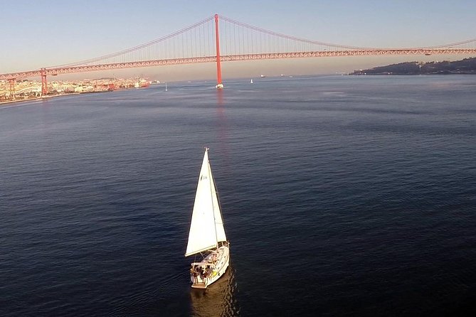 Lisbon Private Sailing Cruise, drink included (options: 2h, 3h, 4h, 6h or 8h) - The Route: Iconic Lisbon Landmarks from the Water