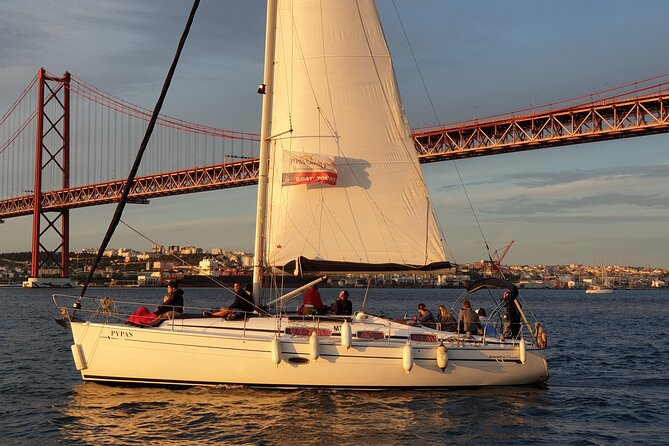 Lisbon Private Sailing Cruise with Locals - The Choice Between Relaxing and Guided Tours
