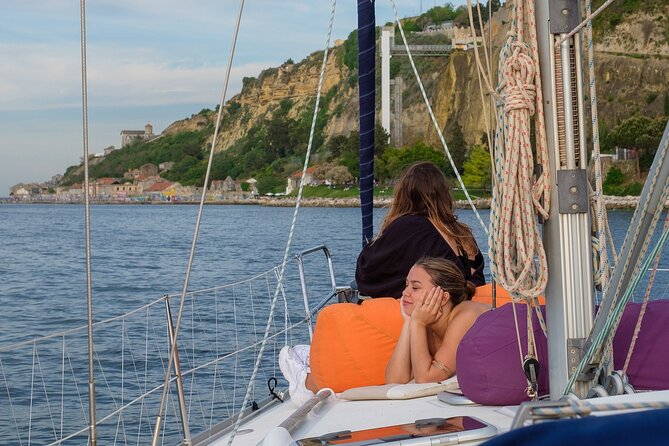 Lisbon: Private Sailing Tour Along the Tagus River - What to Expect During the Sailing Experience