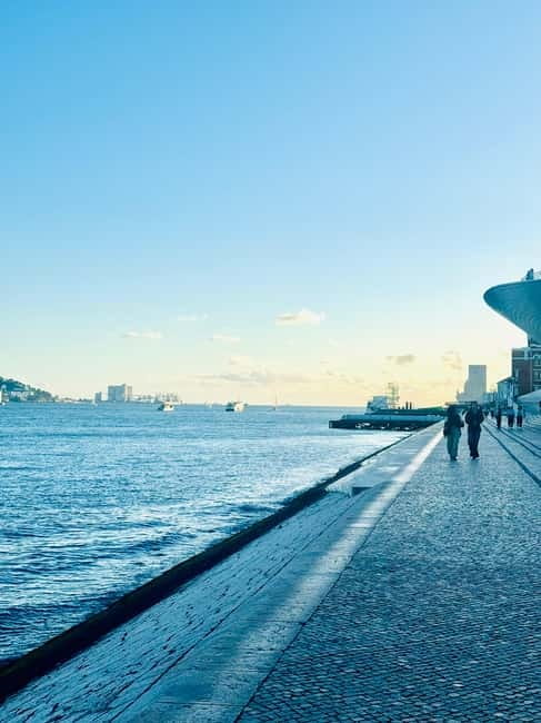 Lisbon: Private Sightseeing Full City Tour by Tuk-Tuk - Cultural and Viewpoint Stops in Lisbon’s City Center