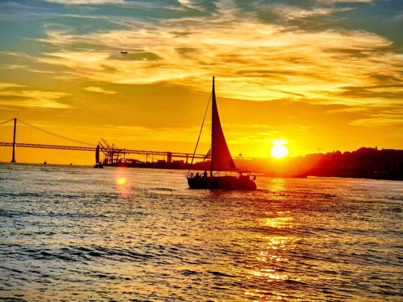 Lisbon: Private Sunset Cruise with Portuguese Wine - Discover Lisbon from the Water on a Private Sunset Cruise