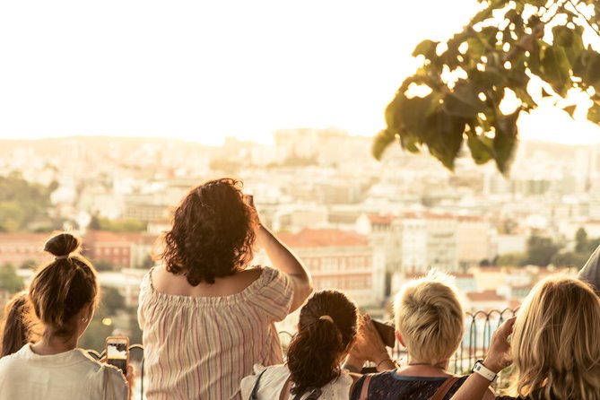 Lisbon: Private Sunset & Night Photo Walk - Logistics and Group Size: Personalized Experience in Lisbon