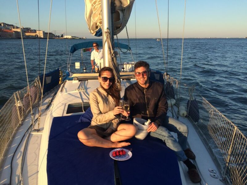 Lisbon: Private Sunset Sailing Tour with Champagne - Highlights Include Lisbon’s Famous Sights from the Water