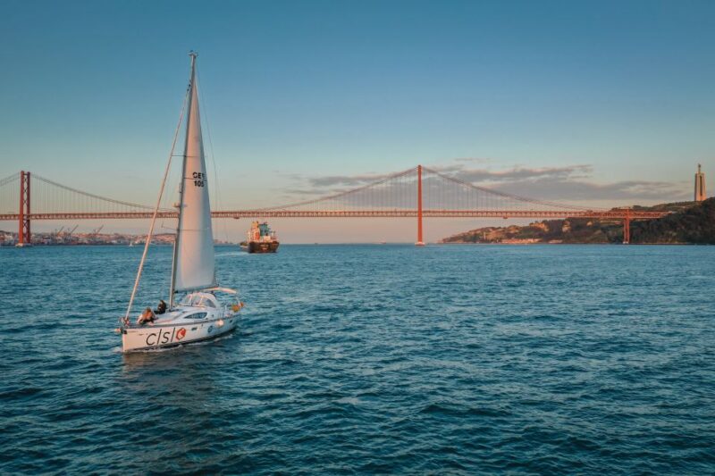 Lisbon: Private Tagus River Yacht Tour - Navigating Lisbon’s Landmarks from the Water