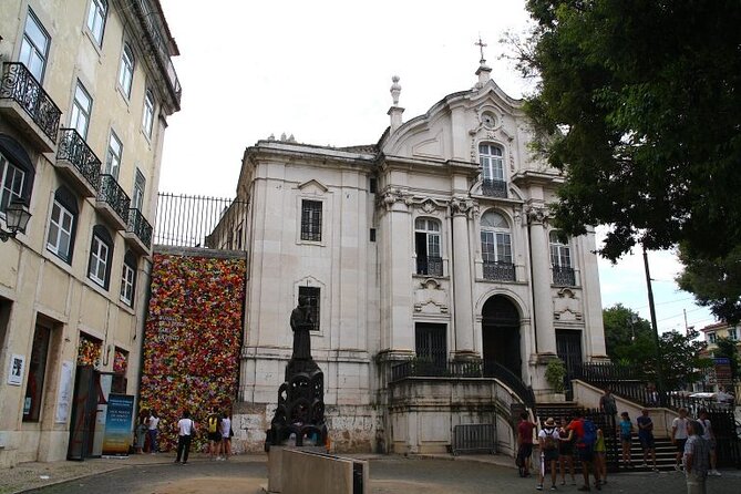 Lisbon Private Tour by Electric Tuk Tuk - Panoramic Views at Miradouro Sao Pedro de Alcantara