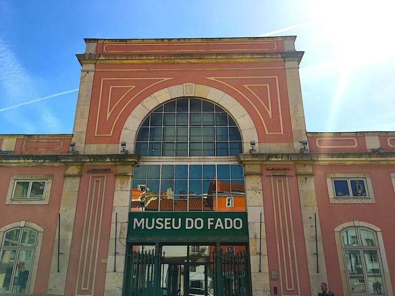 Lisbon: Private Tour by Tuk Tuk - Key Points