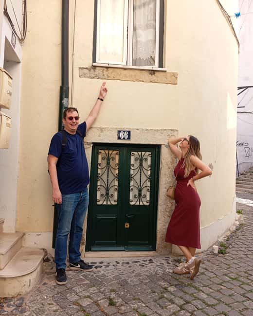 Lisbon: Private Tour with Local Artists - Practical Details: Meeting Point and Tour Logistics