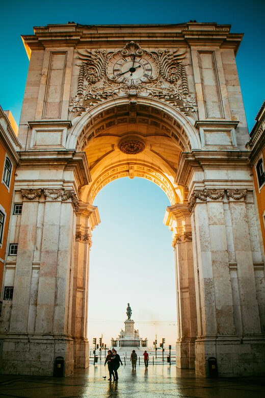 Lisbon: Private Tuk-Tuk Tour - Visiting Lisbon’s Iconic Praça do Comércio and Cruise Port
