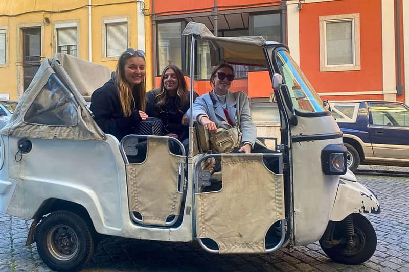 Lisbon: Private Tuk-Tuk Tour with Local Guide - Why This Tour Is a Great Choice for Lisbon Visitors