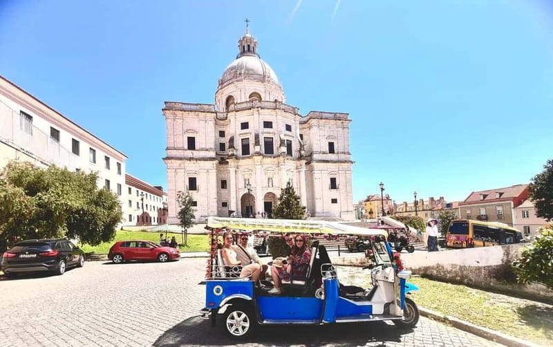 Lisbon: Private Tuk Tuk Tour with Polaroid Photos - The Guide’s Role and Tour Atmosphere