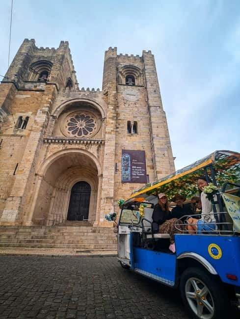 Lisbon: Private Tuk Tuk Tour with Polaroid Photos - Booking and Cancellation Policies