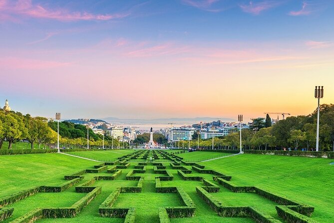 Lisbon Private TukTuk Tour with True Local Guide - Scenic Viewpoints and Modern Neighborhoods