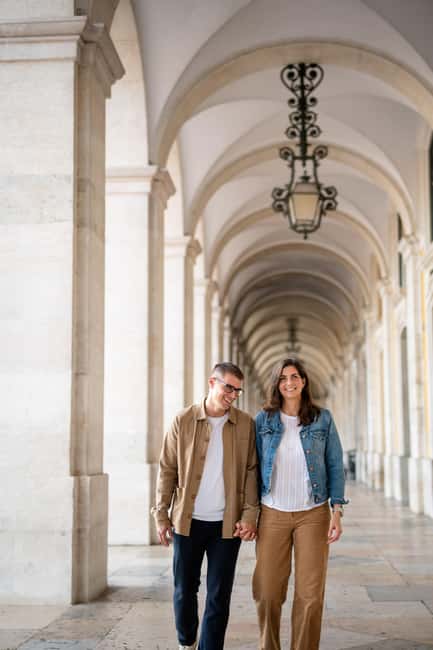 Lisbon: Professional Photoshoot with Photographer - Key Points