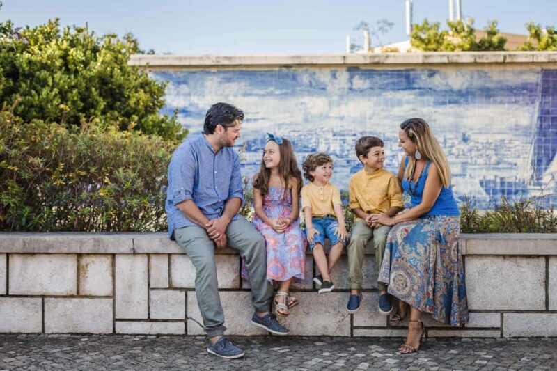 Lisbon: Professional Photoshoot with Photographer - Scenic Viewpoints and Hidden Photo Stops in Lisbon