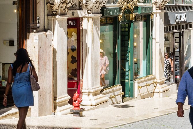 Lisbon Revelation Tour - Discovering Largo do Carmo and the Democratic Revolution