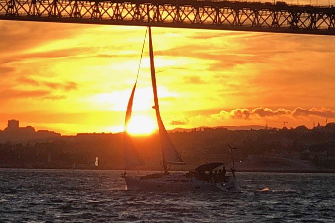 Lisbon River Sunset Sailing Cruise - Practicalities: Group Size and Booking