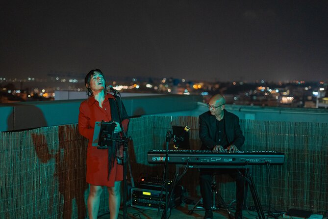 Lisbon: Rooftop Wine Tasting with Live Traditional Fado - Key Points