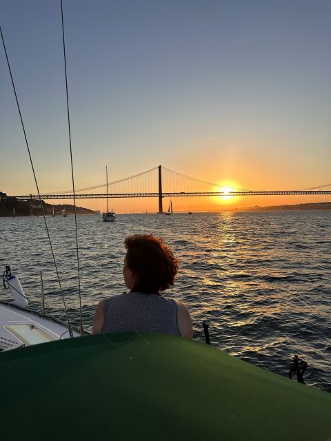 Lisbon: Sailboat tour on Tagus river - shared - Discover the Charm of Lisbon from the Water on a Sailboat Tour