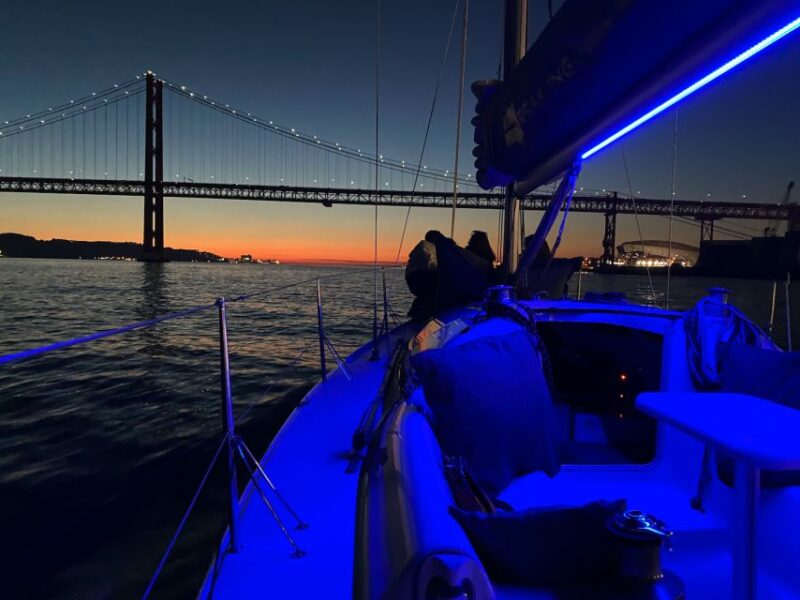 Lisbon: Sailboat Tour w/ Local Guide and Open Bar Green Wine - Accessibility and Group Options