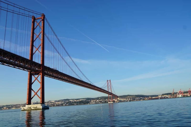 Lisbon: Sailing Boat Tour with Drinks - Key Points