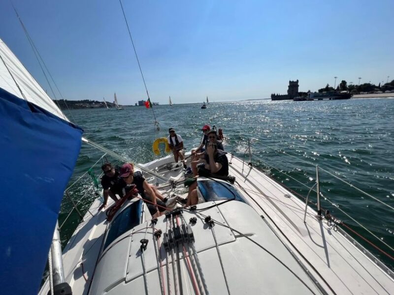Lisbon: Sailing Sunset - Reviewing the Small Group Atmosphere