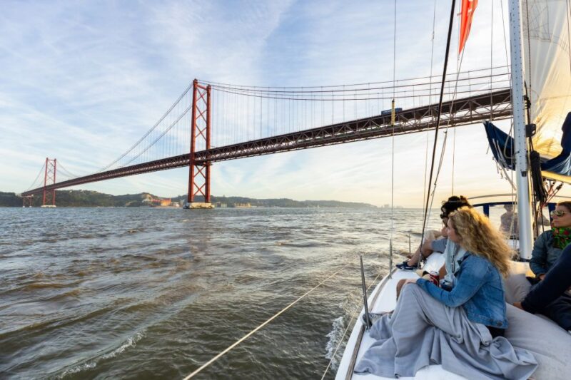 Lisbon: Sailing Tour on the Tagus River - Navigating Past Lisbon’s Landmark Monuments