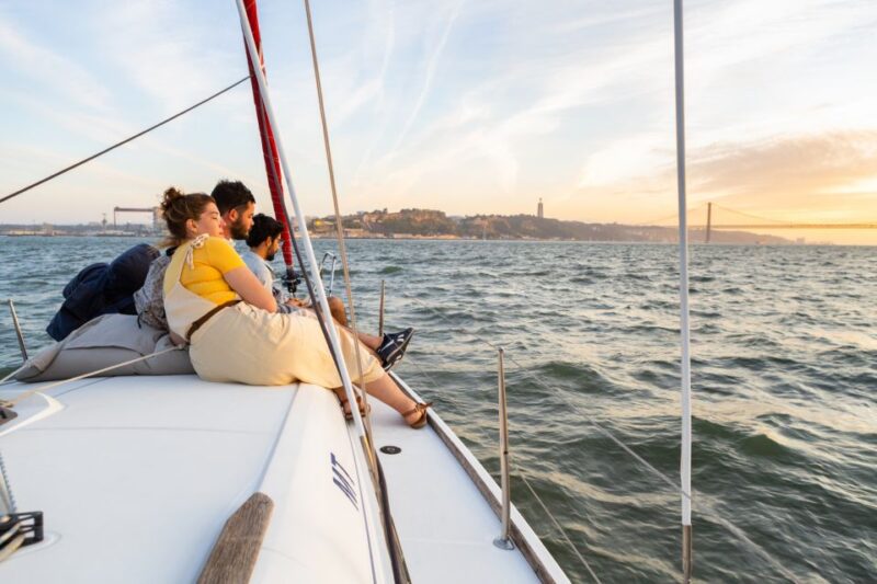 Lisbon: Sailing Tour on the Tagus River - The Experience of the Crew and Guides