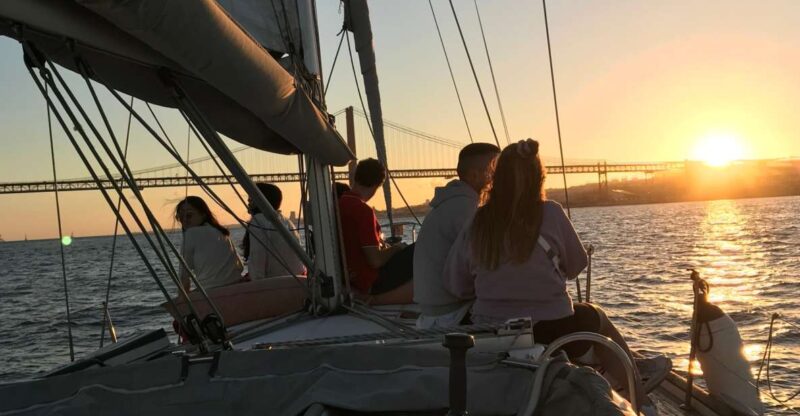 Lisbon: Sailing with history and wine - Key Points