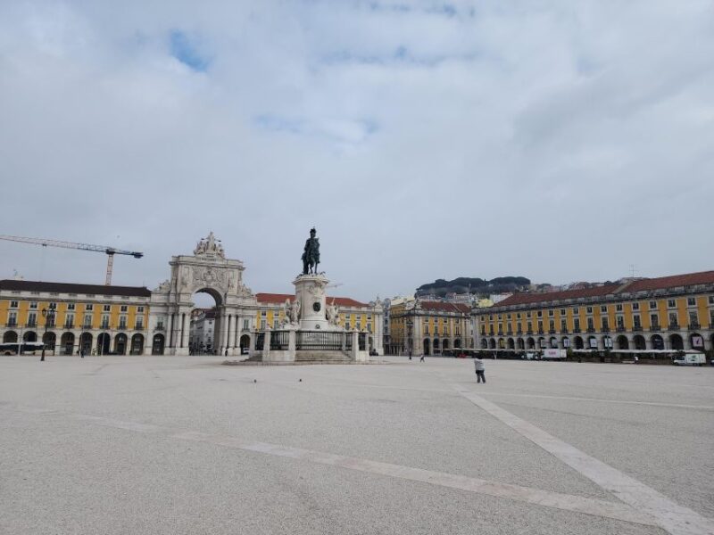 Lisbon - See the most important things in 8 hours. - Highlights of the Guided Experience