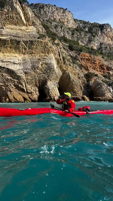 Lisbon: Sesimbra Kayak Discovery Experience - Return Paddling and End of the Tour