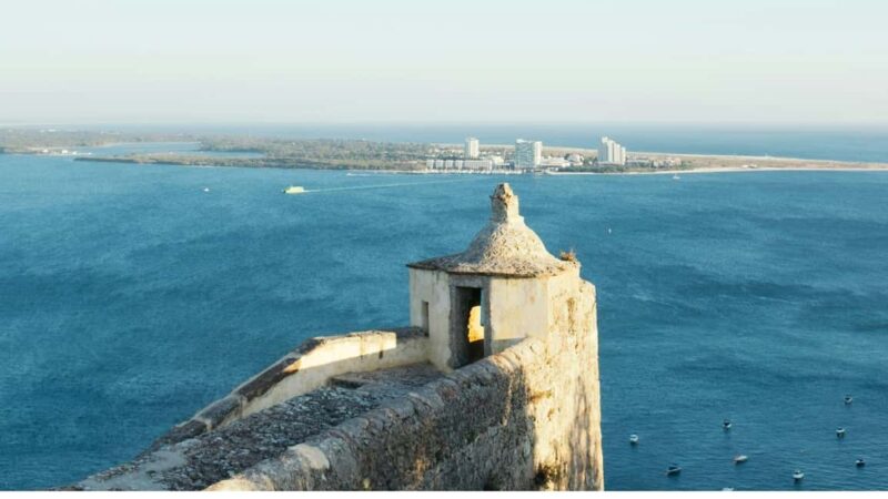 Lisbon: Setúbal, Arrábida, and Sesimbra tour with wine and boat - Exploring Sesimbra and Its Coastal Charms