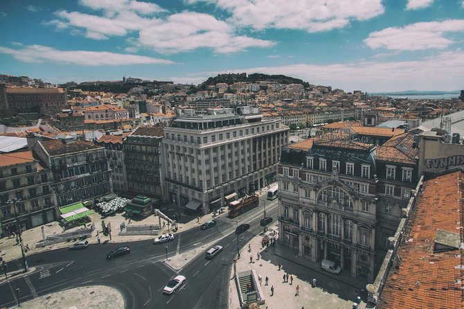 Lisbon Shore Excursion: Private Lisbon Sightseeing Tour - Guided Insights and Personalization: Knowledgeable Local Guides