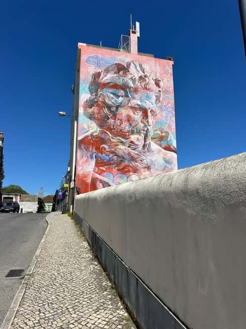 Lisbon sightseeing Big OVERVIEW (4h) Tuk Tuk city Tour - Key Points