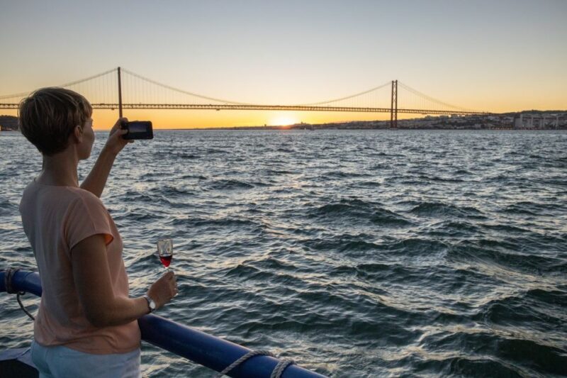 Lisbon: Sightseeing Boat Tour with Hop-On Hop-Off Option - Is This Tour Right for You?