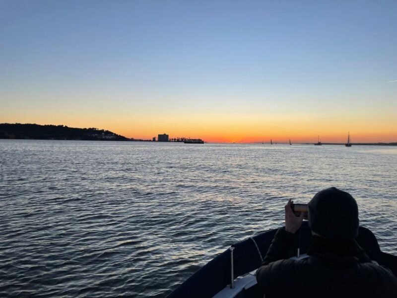 Lisbon: Sightseeng & Sunset Sailing Boat with a Local Guide - Practical Considerations and Limitations