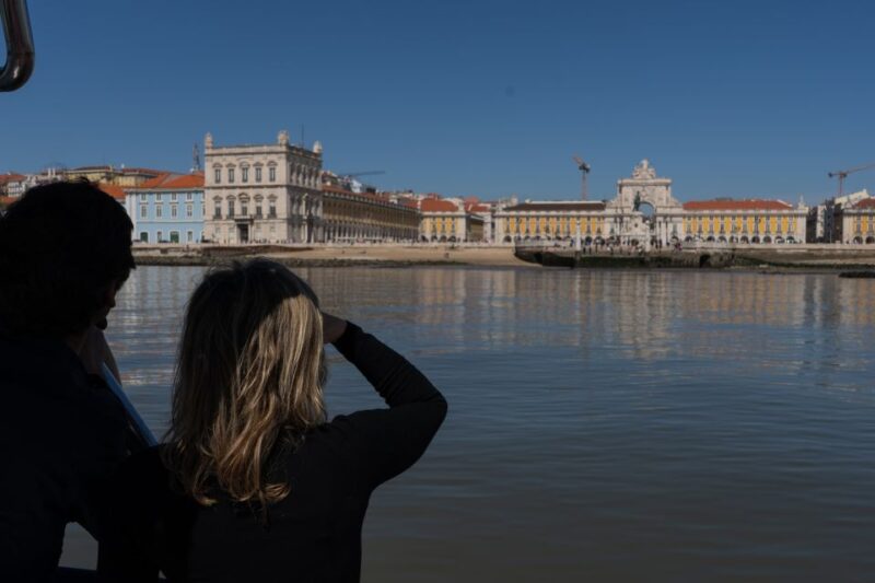 Lisbon: Sightseeng & Sunset Sailing Boat with a Local Guide - Reviews Highlighting the Experience