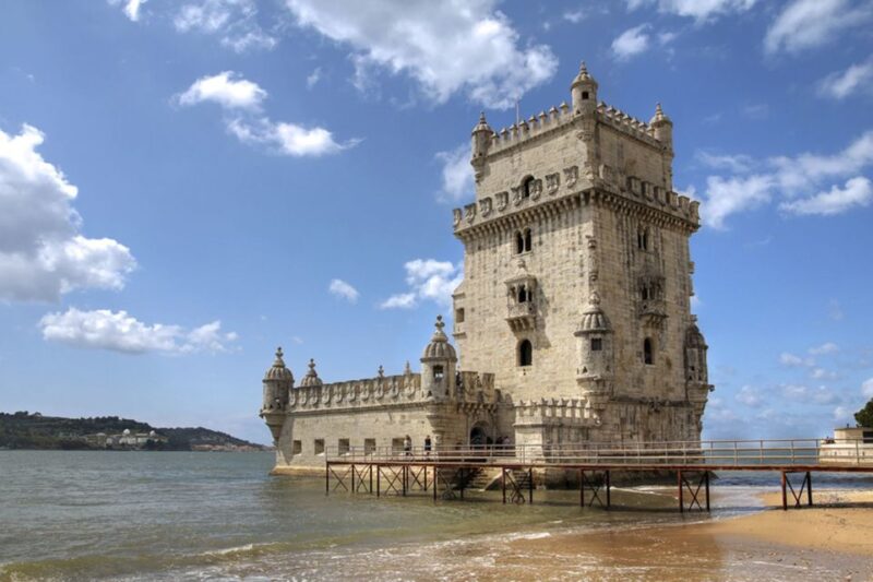 Lisbon & Sintra: Full-Day Private Tour - Scenic Drive to Cascais and Coastal Highlights