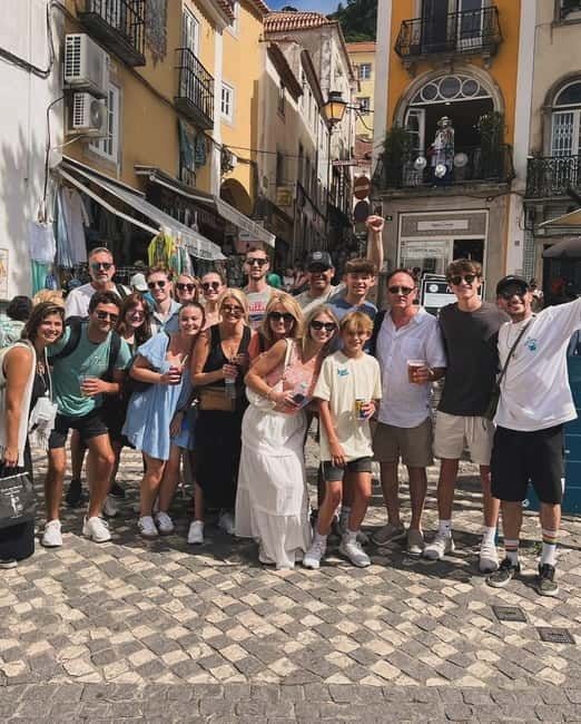 Lisbon: Sintra Full-Day to Pena Palace & Quinta da Regaleira - Exploring Quinta da Regaleiras Mysteries